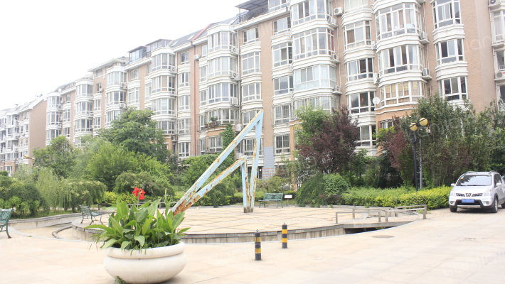 星河花园外景图