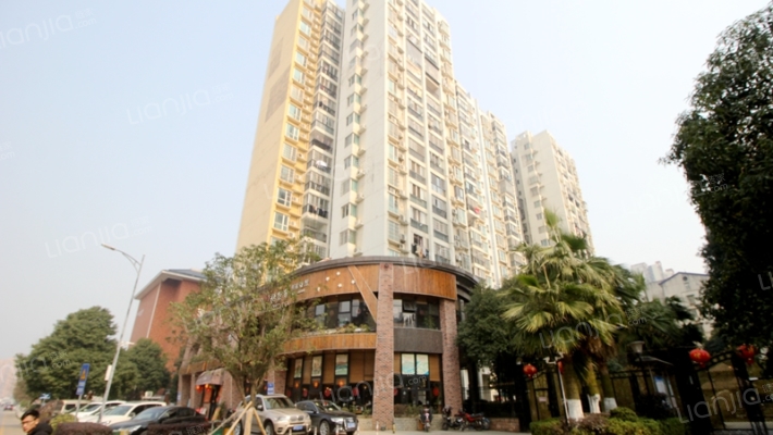 嘉逸名庭外景图