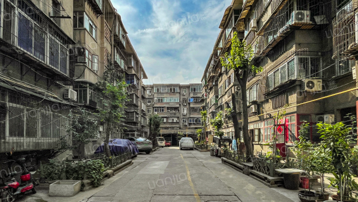 陕西省商务厅家属院外景图