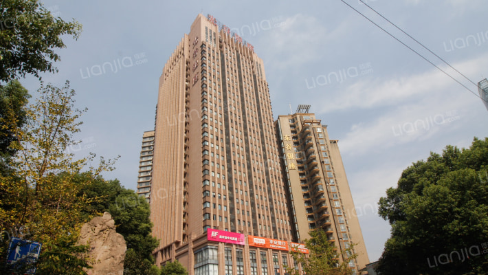 光谷银座外景图