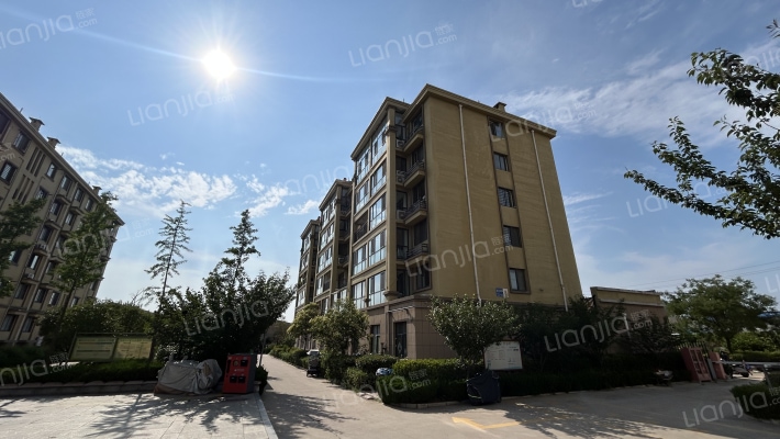 宝太花园外景图