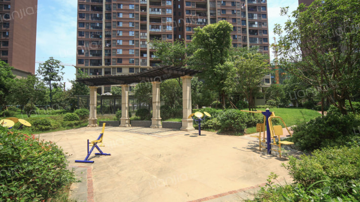 前进花园外景图