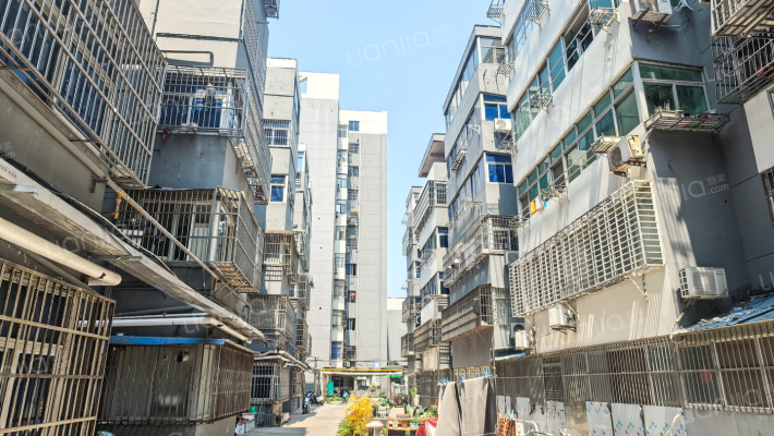 利宝小区外景图