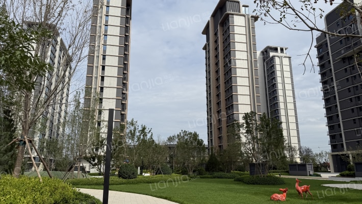 荣鼎奥莱天泰公元外景图