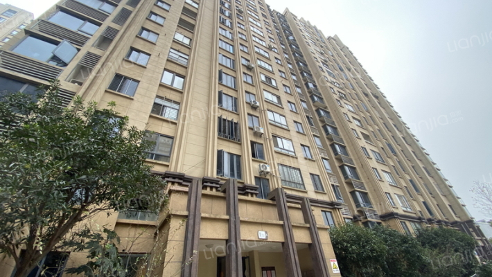 康利华府外景图