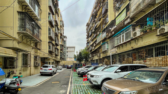 红福小区外景图