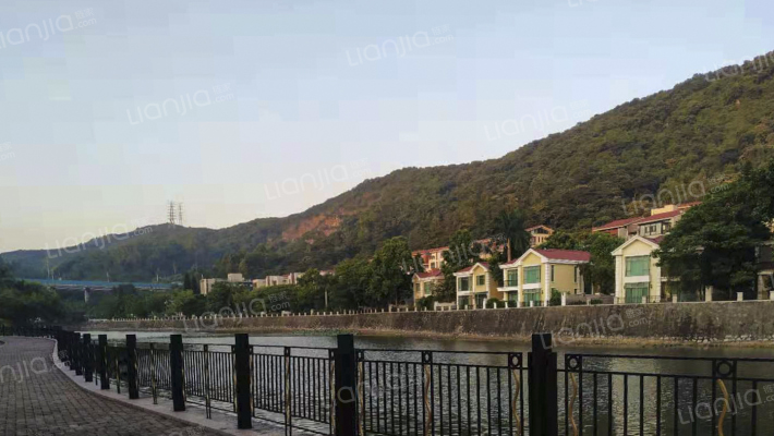 金湖花园外景图