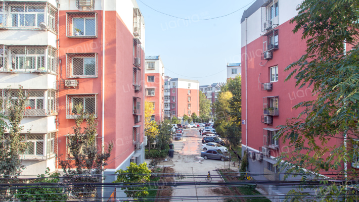 月华小区外景图