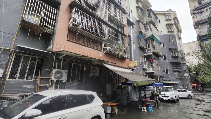 景中路62号外景图