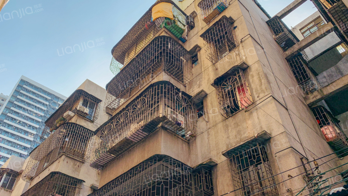 好运新村外景图