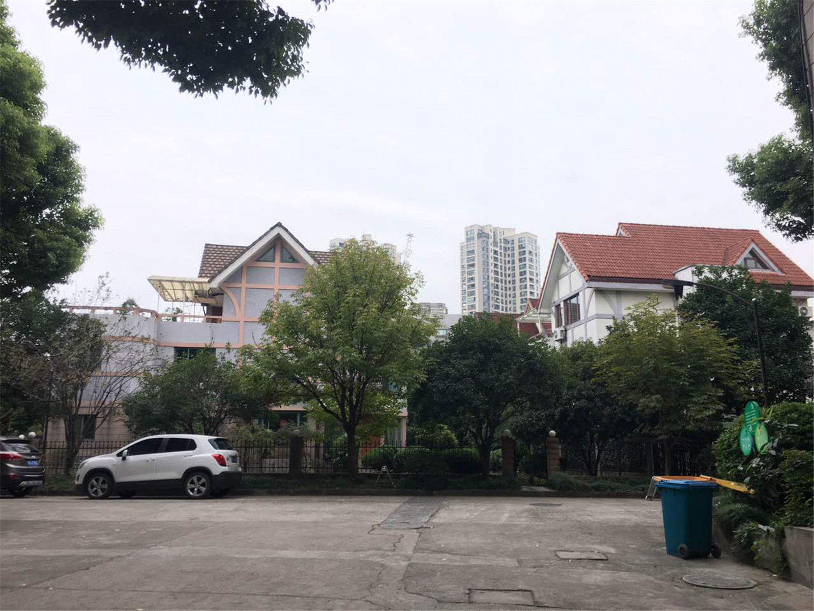 Zhijiang Garden compound photo 8