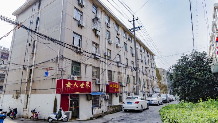 葛仙新村外景图