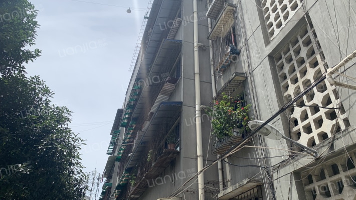 法院家属区外景图