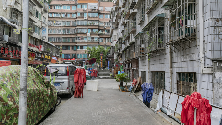 怪噜楼外景图