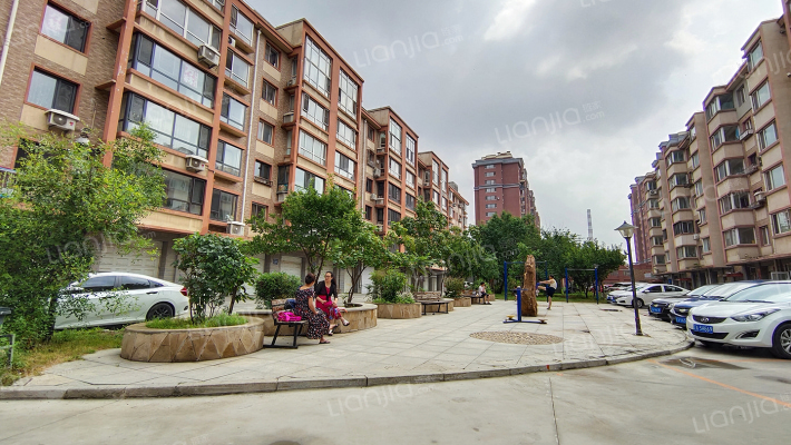 阳光碧水园一期外景图