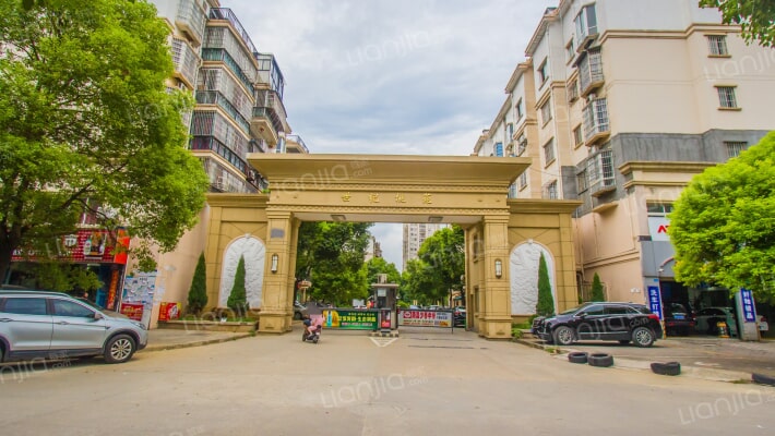 世纪桃苑外景图