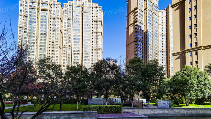 中海御湖外景图