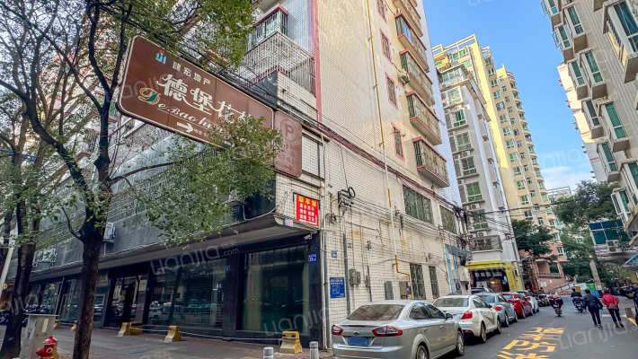 建宏·德堡花苑外景图