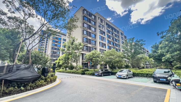 蔚蓝城市花园外景图