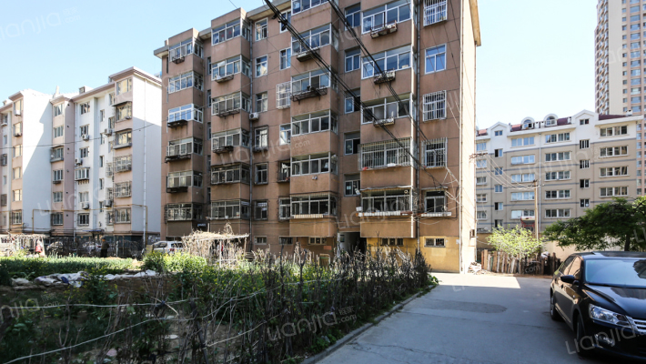 一中教师公寓外景图