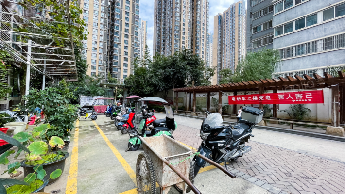 东泰城市之光西区外景图