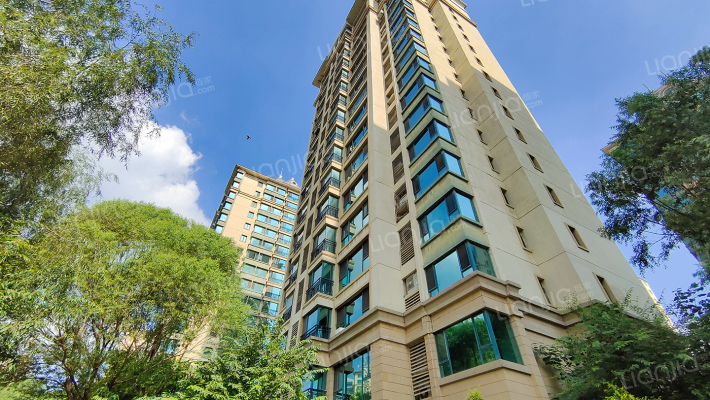 恒大华府外景图