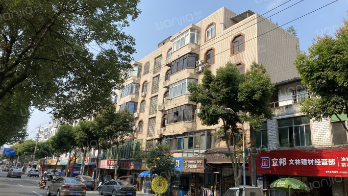 白衣下街36号外景图