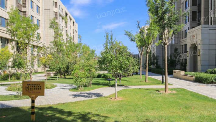 中关村·新世界外景图