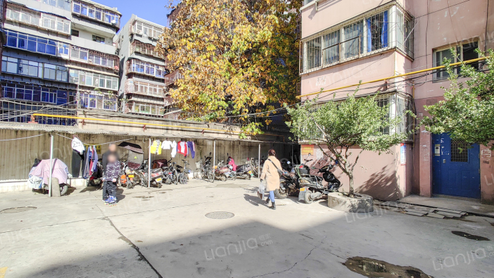 新中东巷1号院外景图