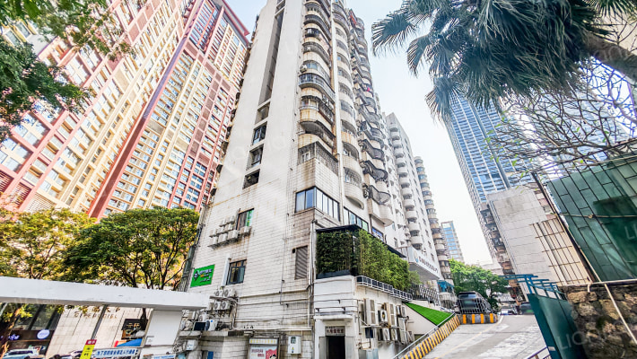 新光大厦外景图