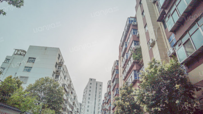 东风路143号院外景图