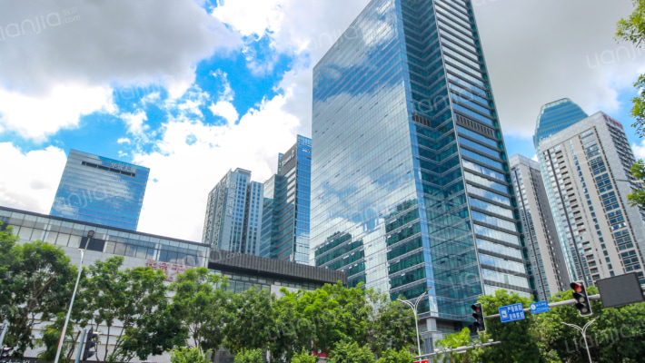 华贸大厦外景图