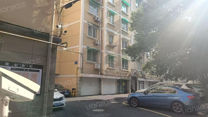 金桥公寓外景图