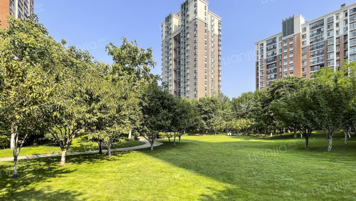 橡树湾一期外景图