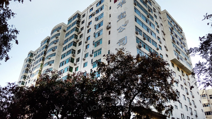 华宝公寓外景图