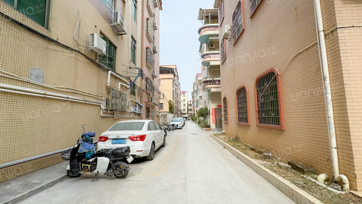 石楼康乐园外景图