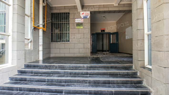 晶华城西区外景图