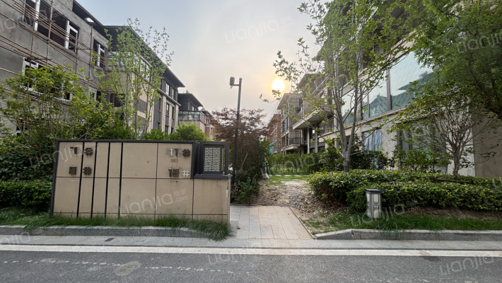 新城和樾外景图