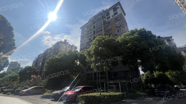 万鸿丽舍外景图