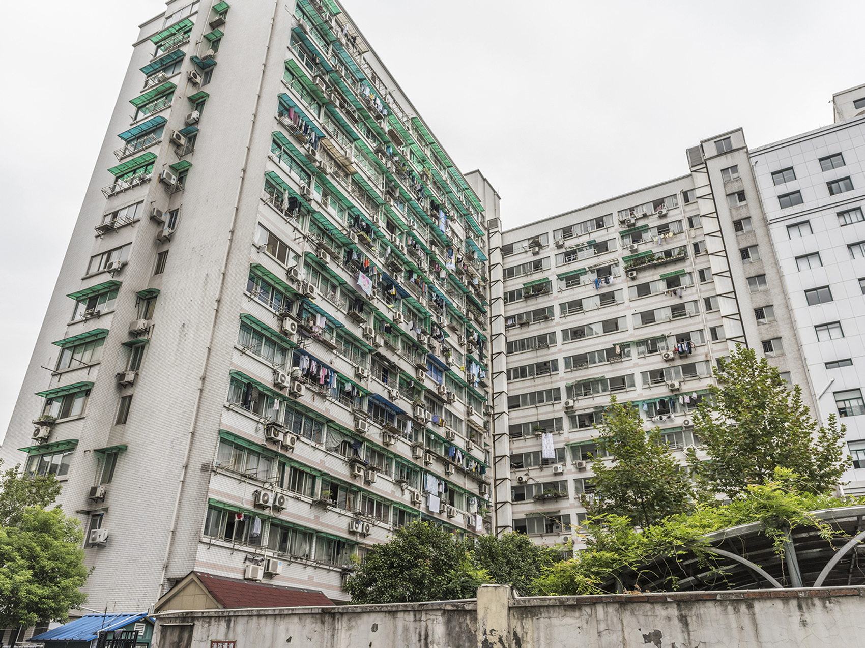 Jianguo Nanlu compound photo 4