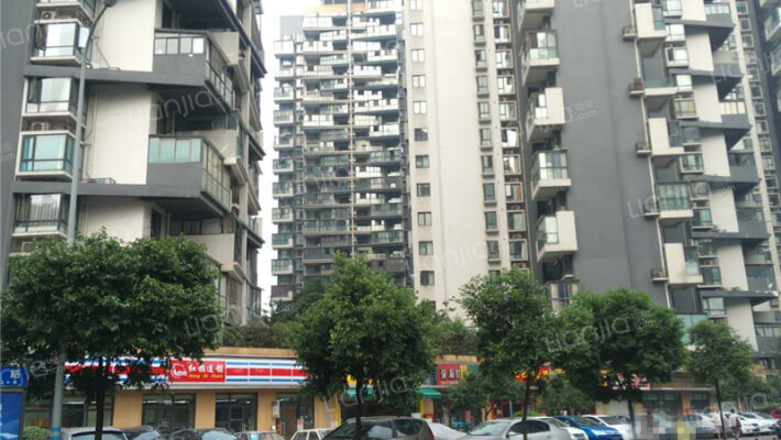 蓝光凯丽美域外景图