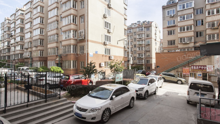 海信北岭山小区外景图