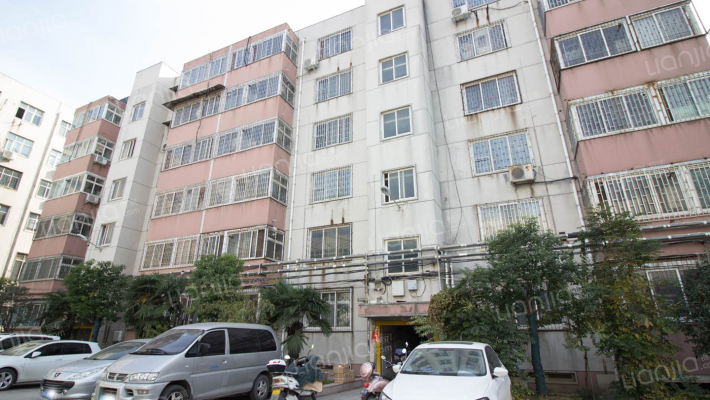 新郑路175号院外景图