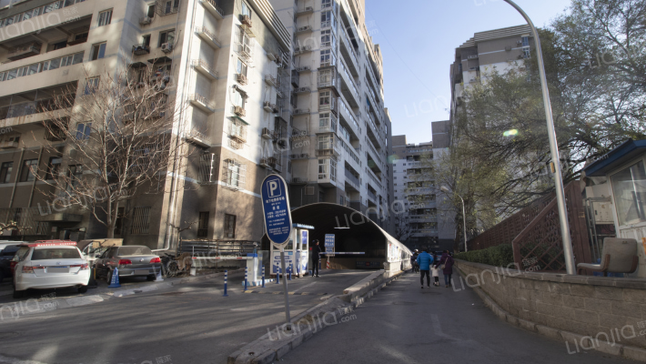 东水井胡同外景图