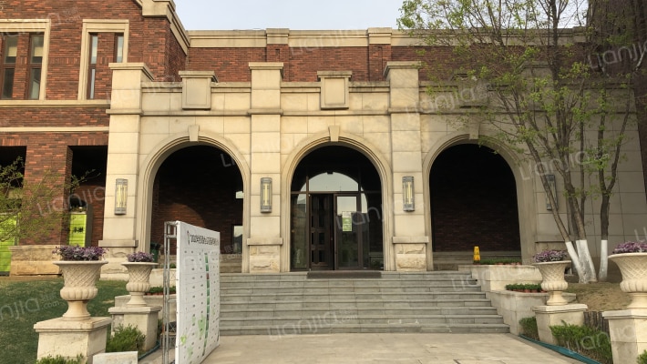 世茂爵世山花园外景图