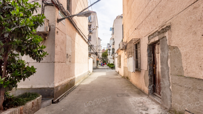 伊犁小区外景图