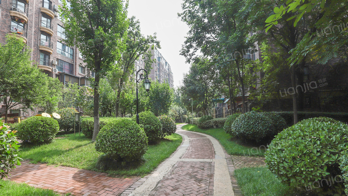 华远海蓝城一期外景图