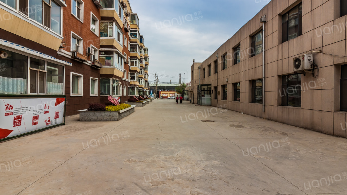 英俊社区外景图