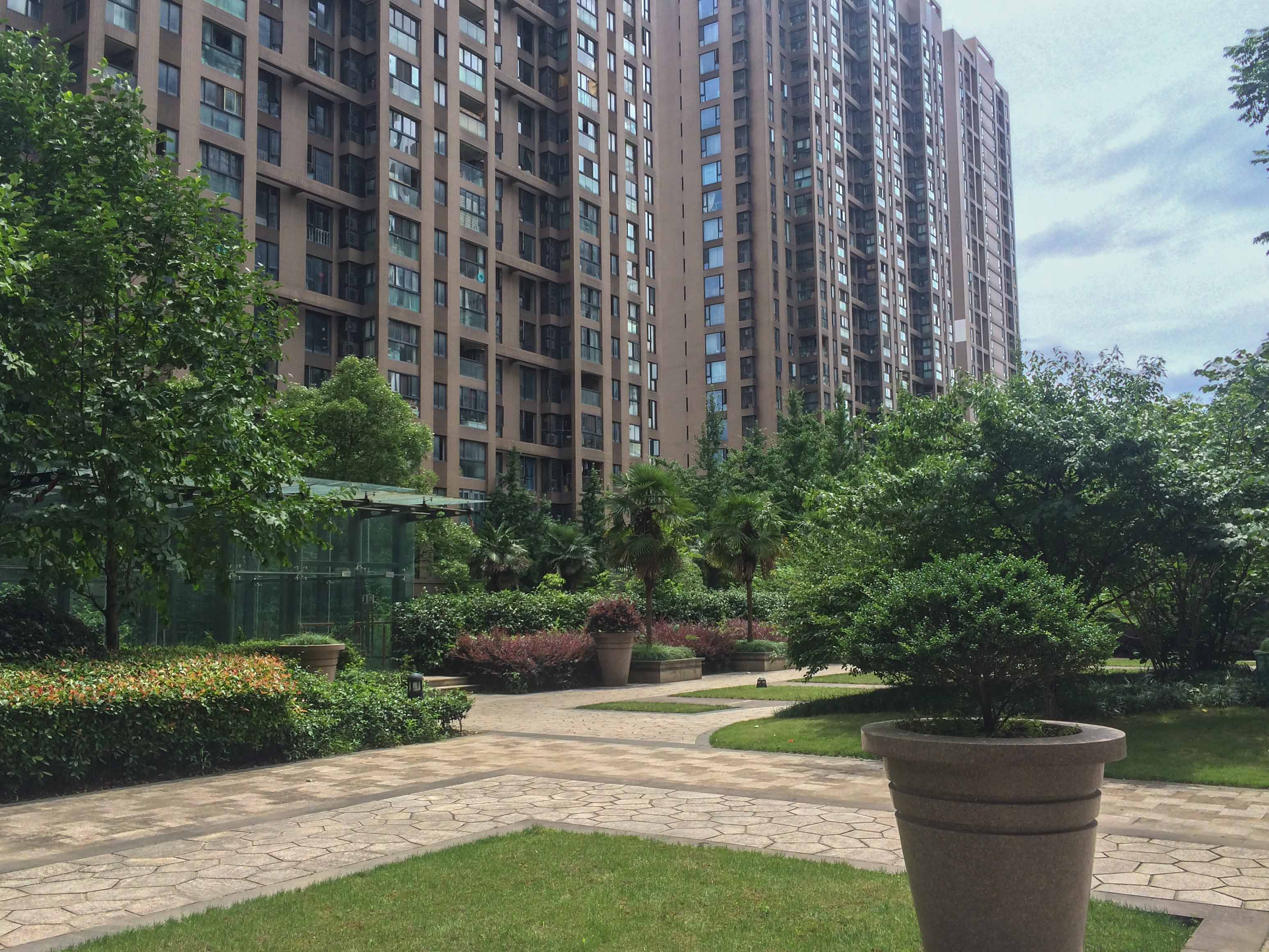瑞立中央花城小区实景 5