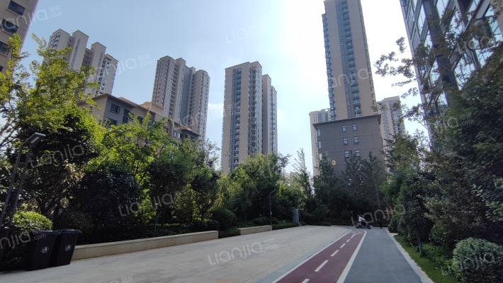 泰宏建业国际城13号院外景图